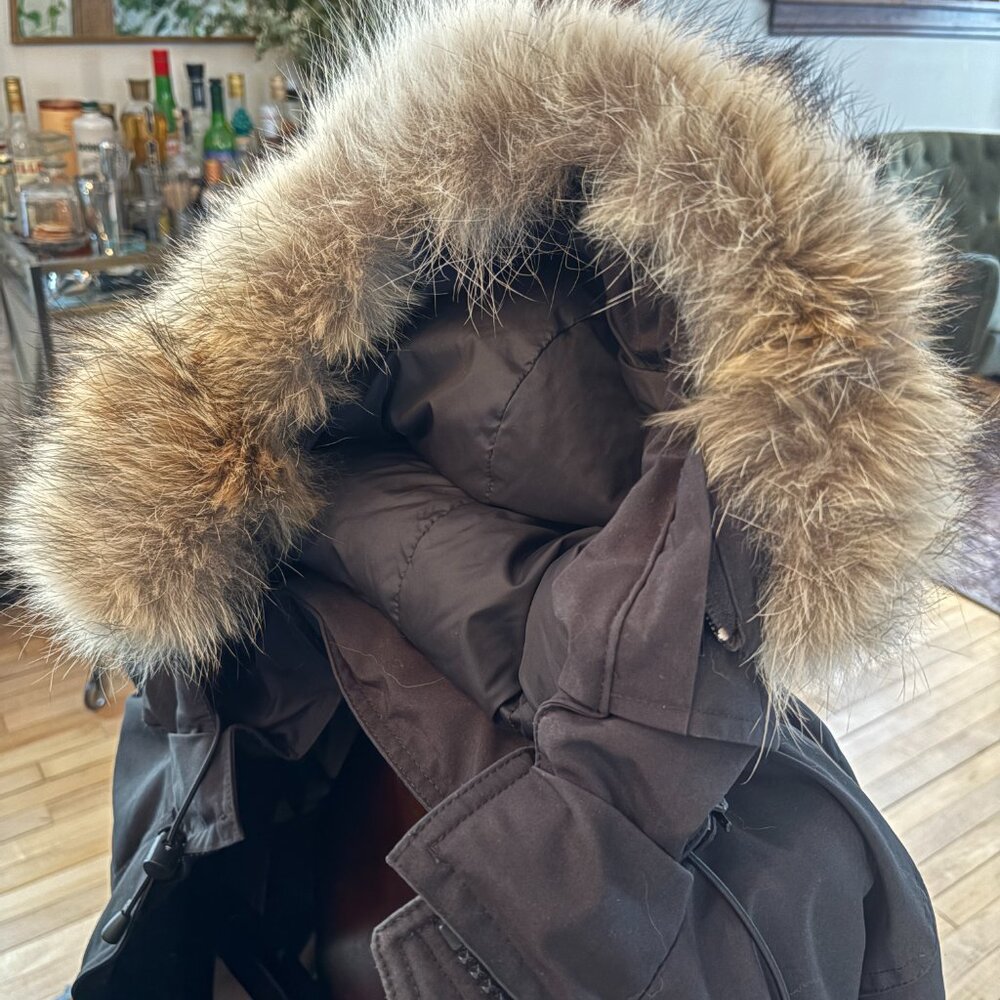 2022 Women’s Canada Goose Trillium Parka HD